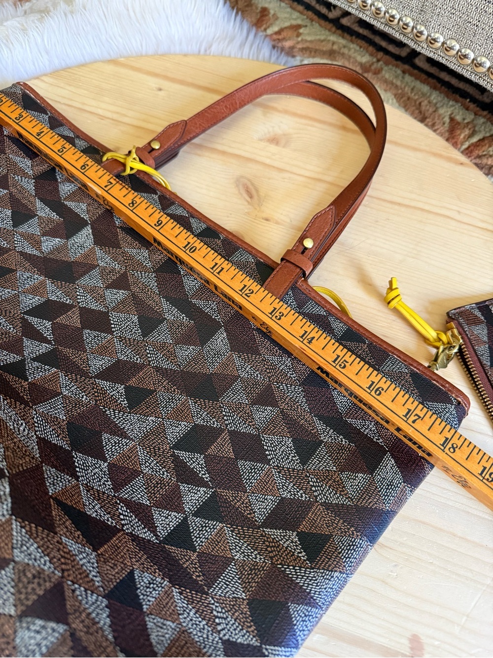 Fossil Geometric Tote Bag with Wristlet - Picture 4 of 11